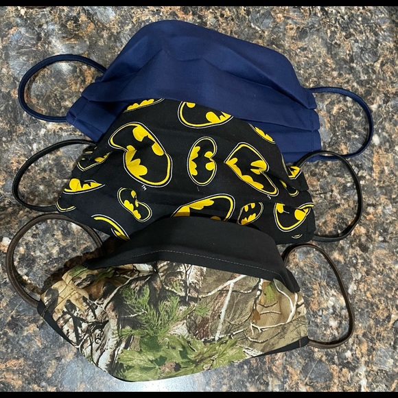 Men’s Face Masks - Picture 2 of 3